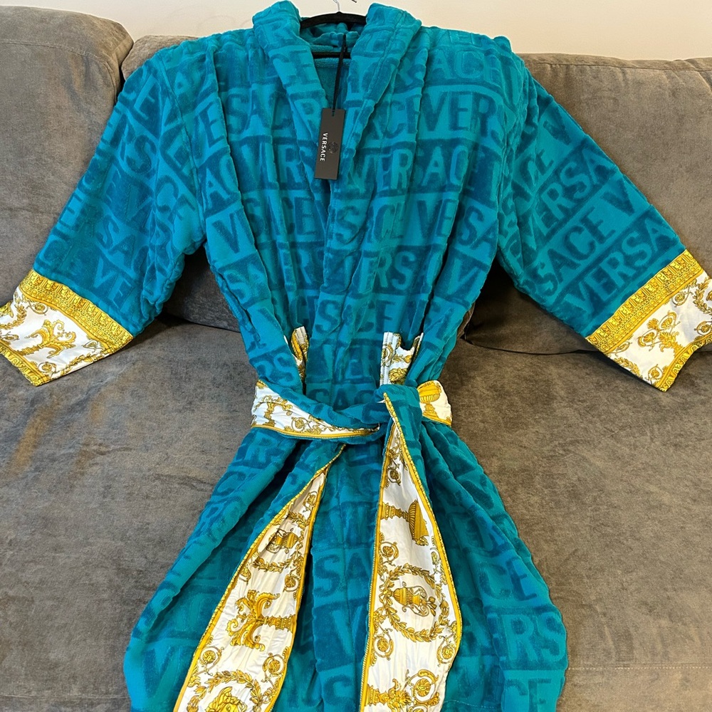 Blue Versace Robe - Picture 3 of 5